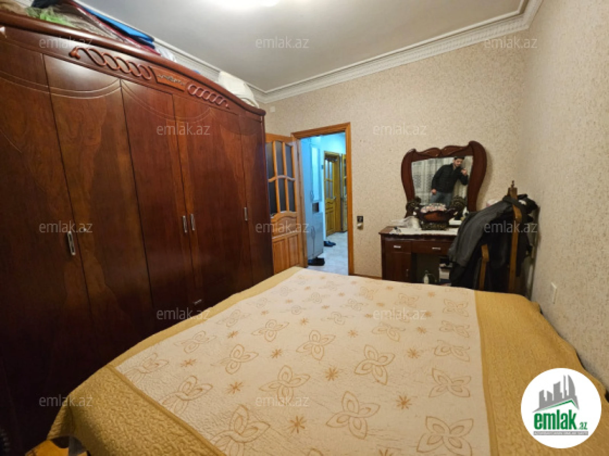 Satılır 2 otaqlı köhnə tikili 65 m²