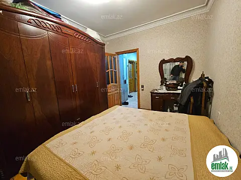 Satılır 2 otaqlı köhnə tikili 65 m²
