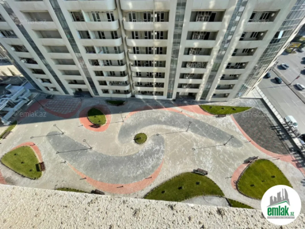 Satılır 2 otaqlı yeni tikili 79 m²