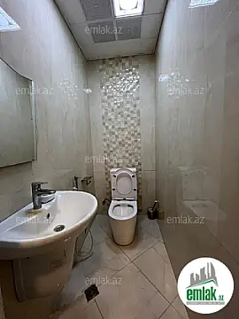 Satılır 3 otaqlı yeni tikili 137 m²