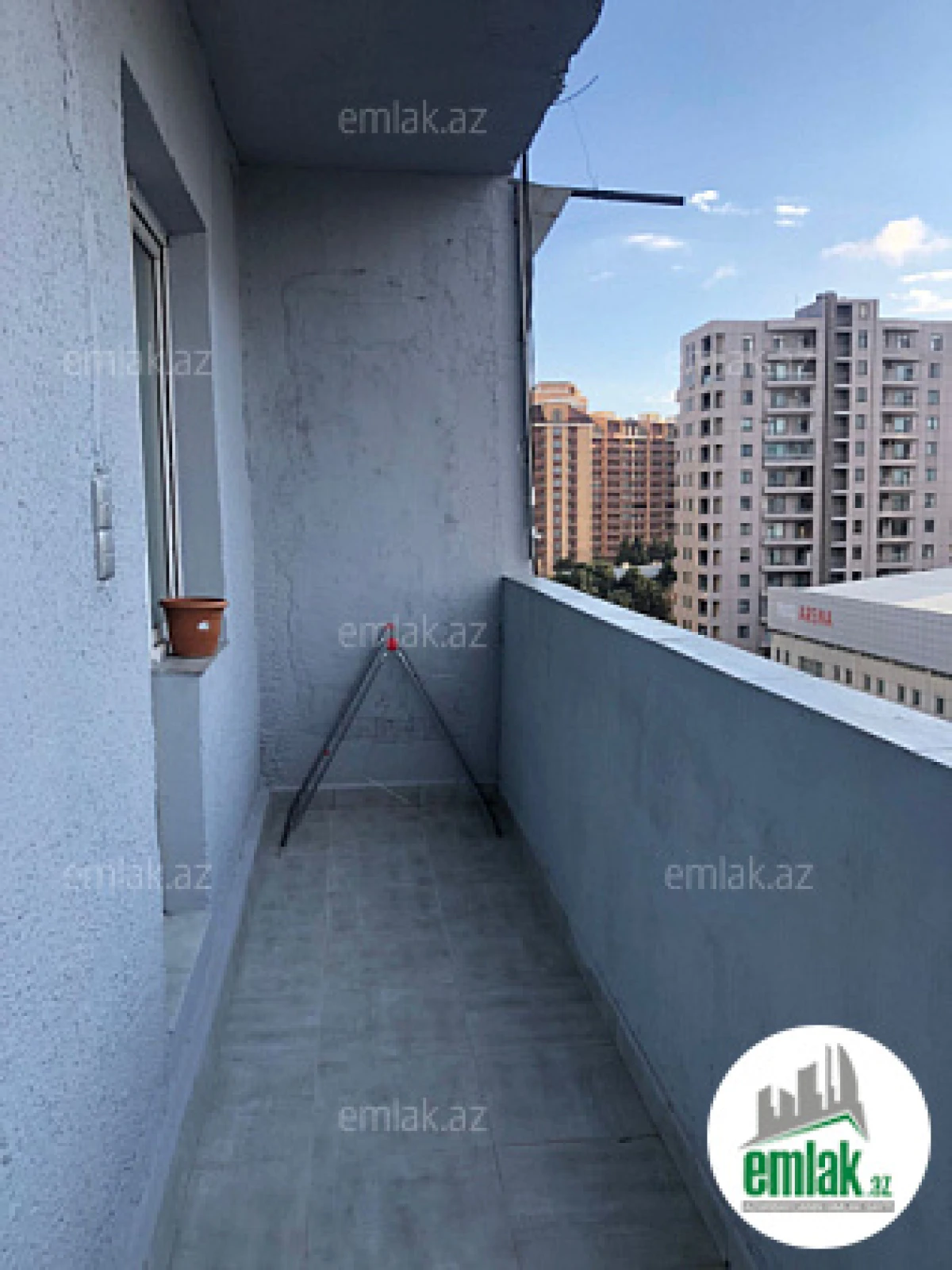 Satılır 3 otaqlı köhnə tikili 86 m²