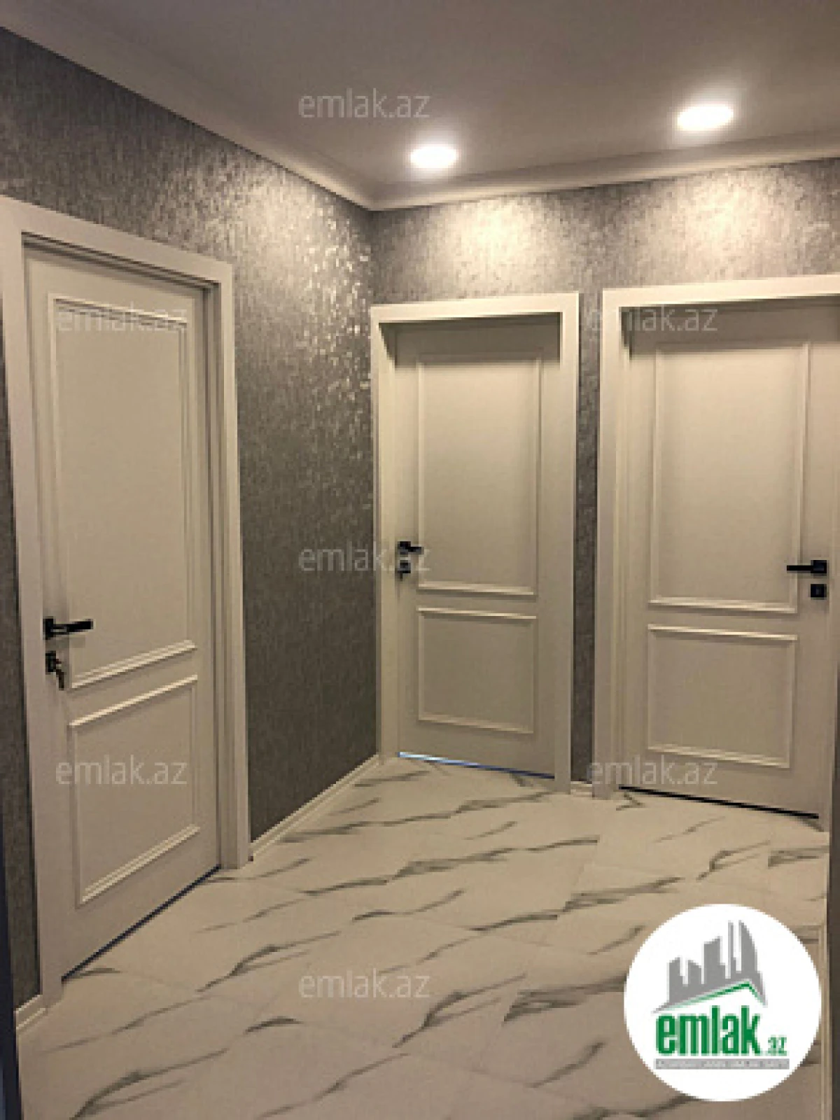 Satılır 3 otaqlı köhnə tikili 86 m²