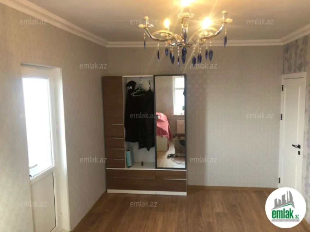 Satılır 3 otaqlı köhnə tikili 86 m²
