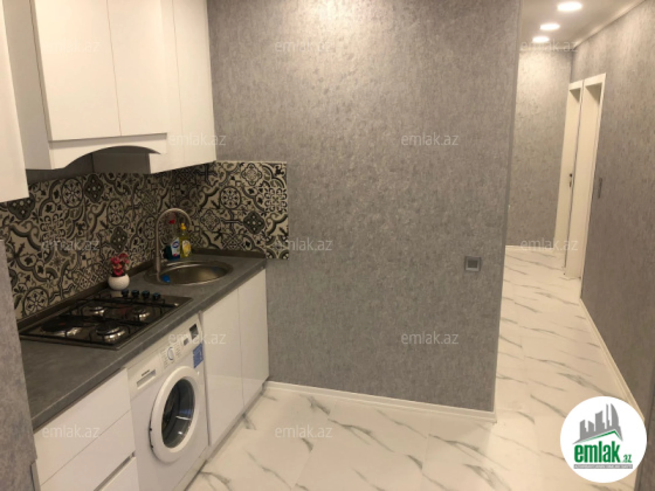 Satılır 3 otaqlı köhnə tikili 86 m²