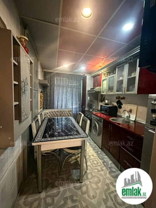 Satılır 1 otaqlı köhnə tikili 40 m²