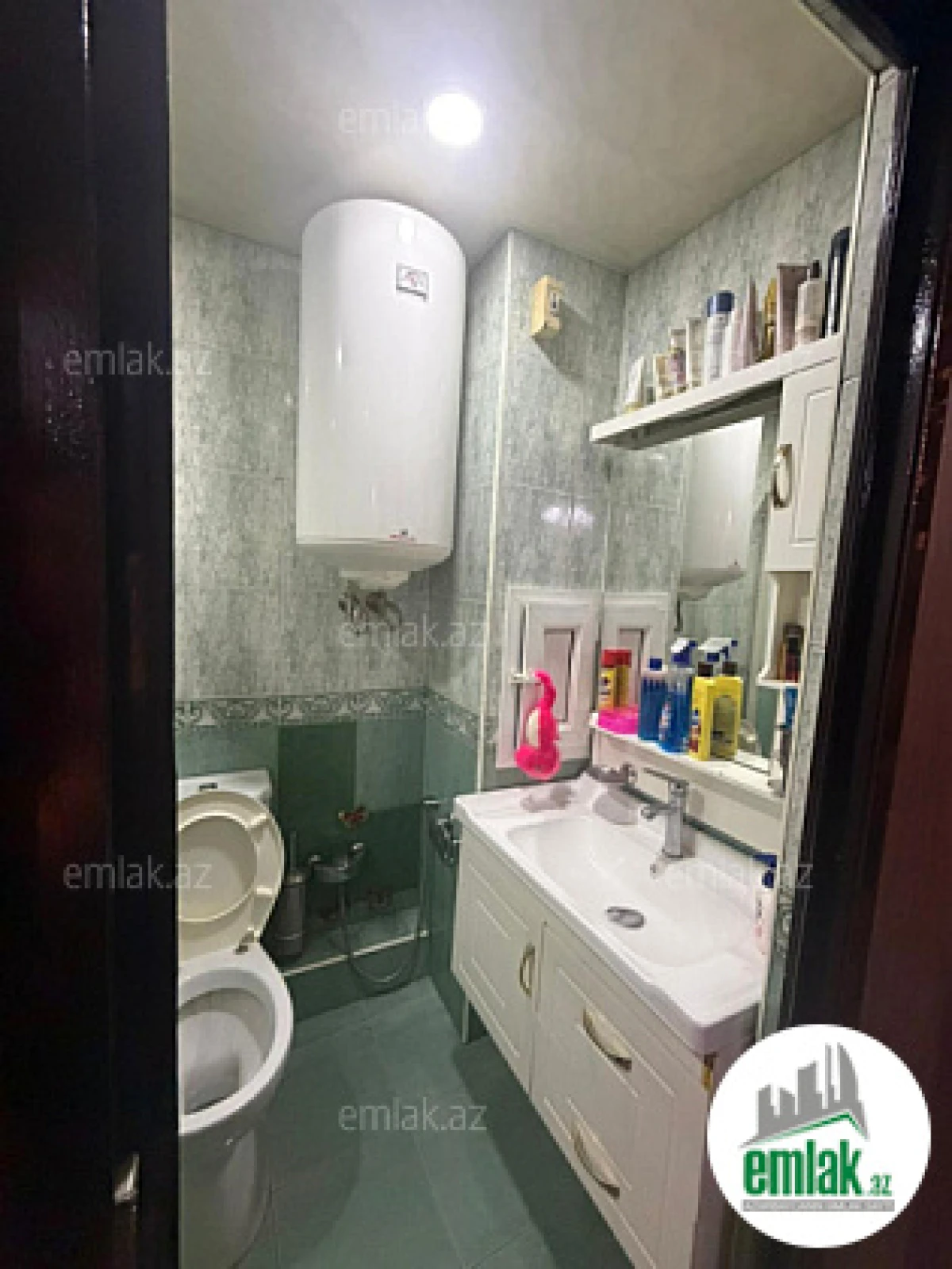 Satılır 1 otaqlı köhnə tikili 40 m²