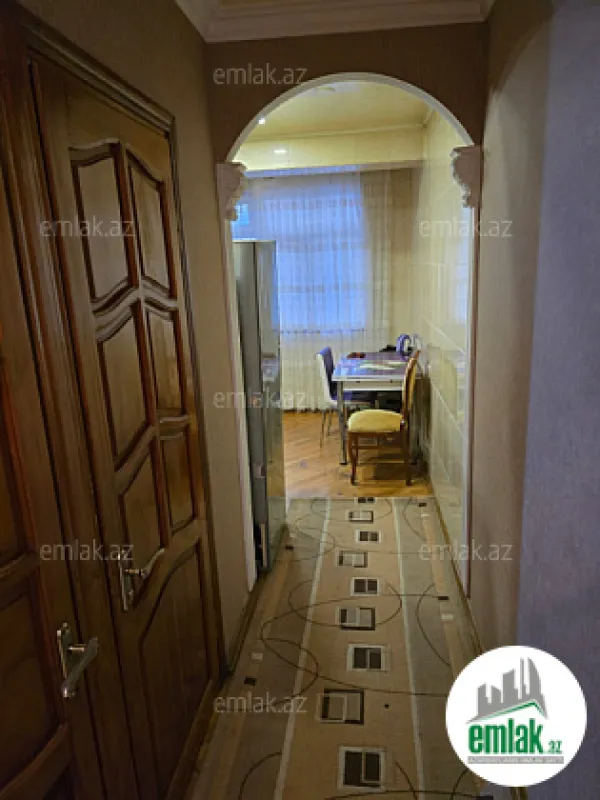 Satılır 3 otaqlı köhnə tikili 90 m²