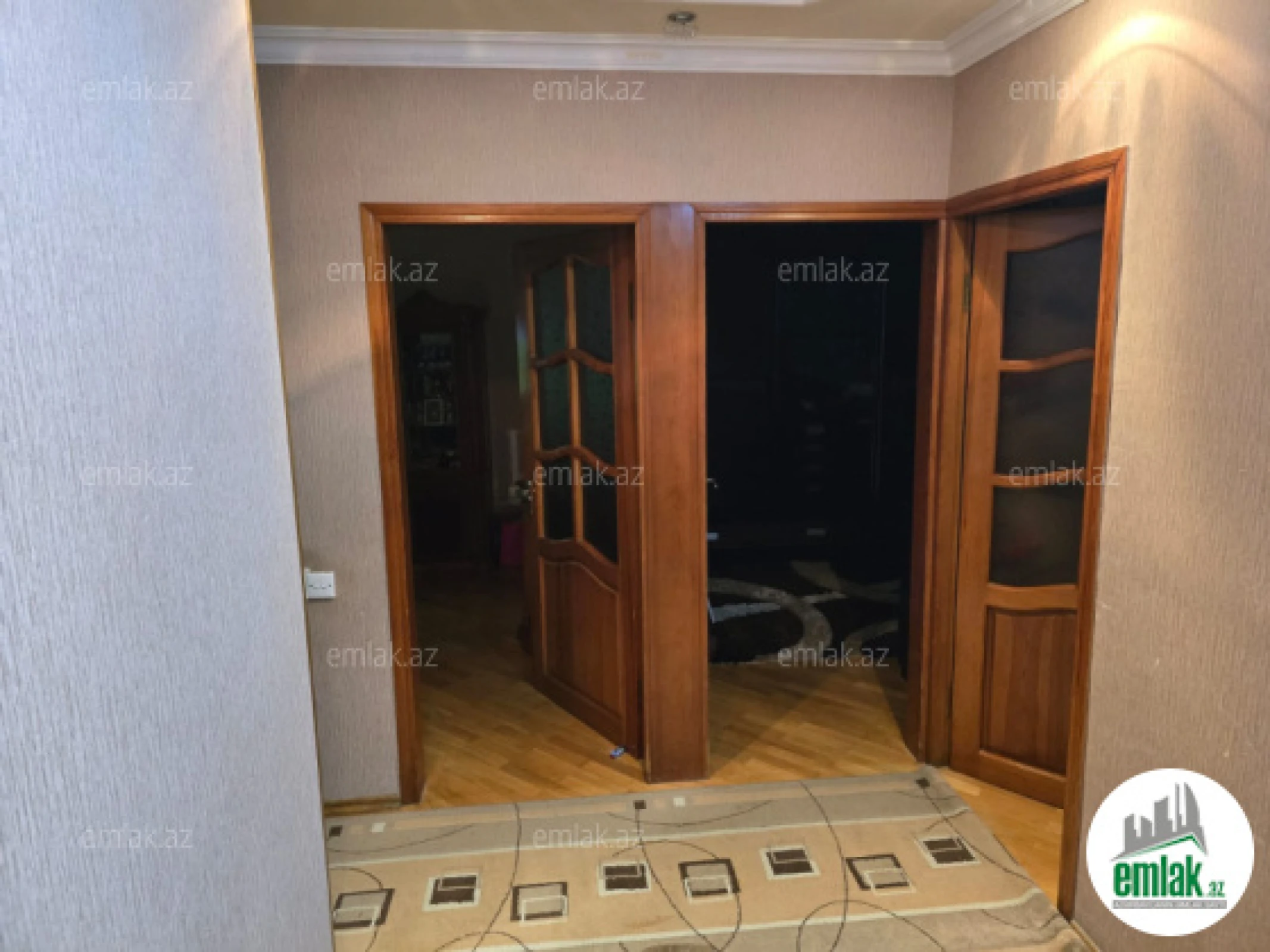 Satılır 3 otaqlı köhnə tikili 90 m²