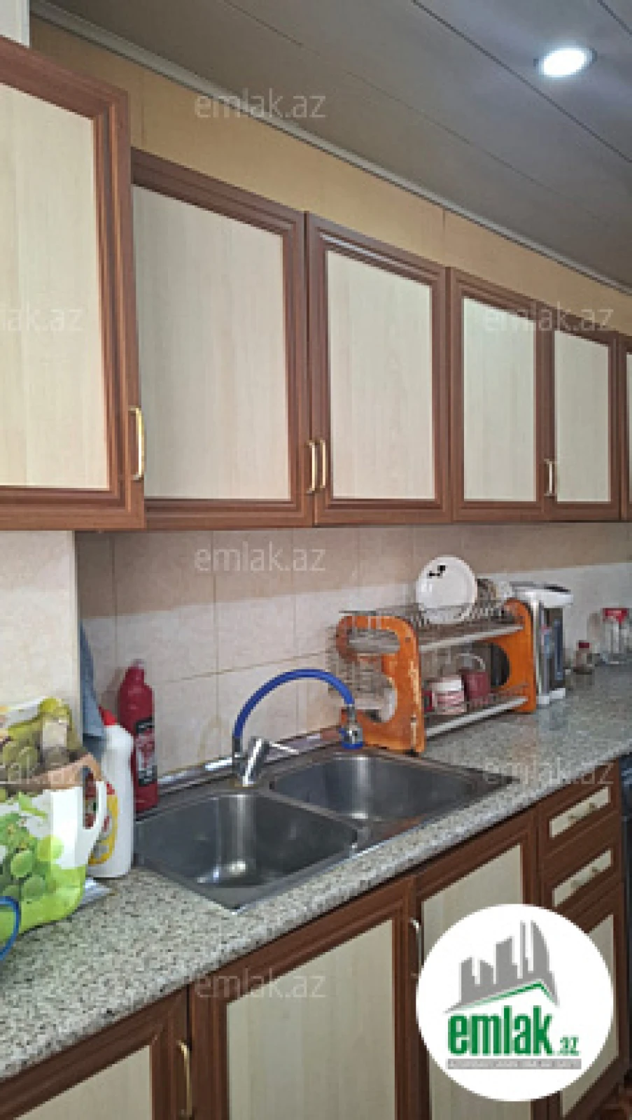 Satılır 3 otaqlı köhnə tikili 70 m²