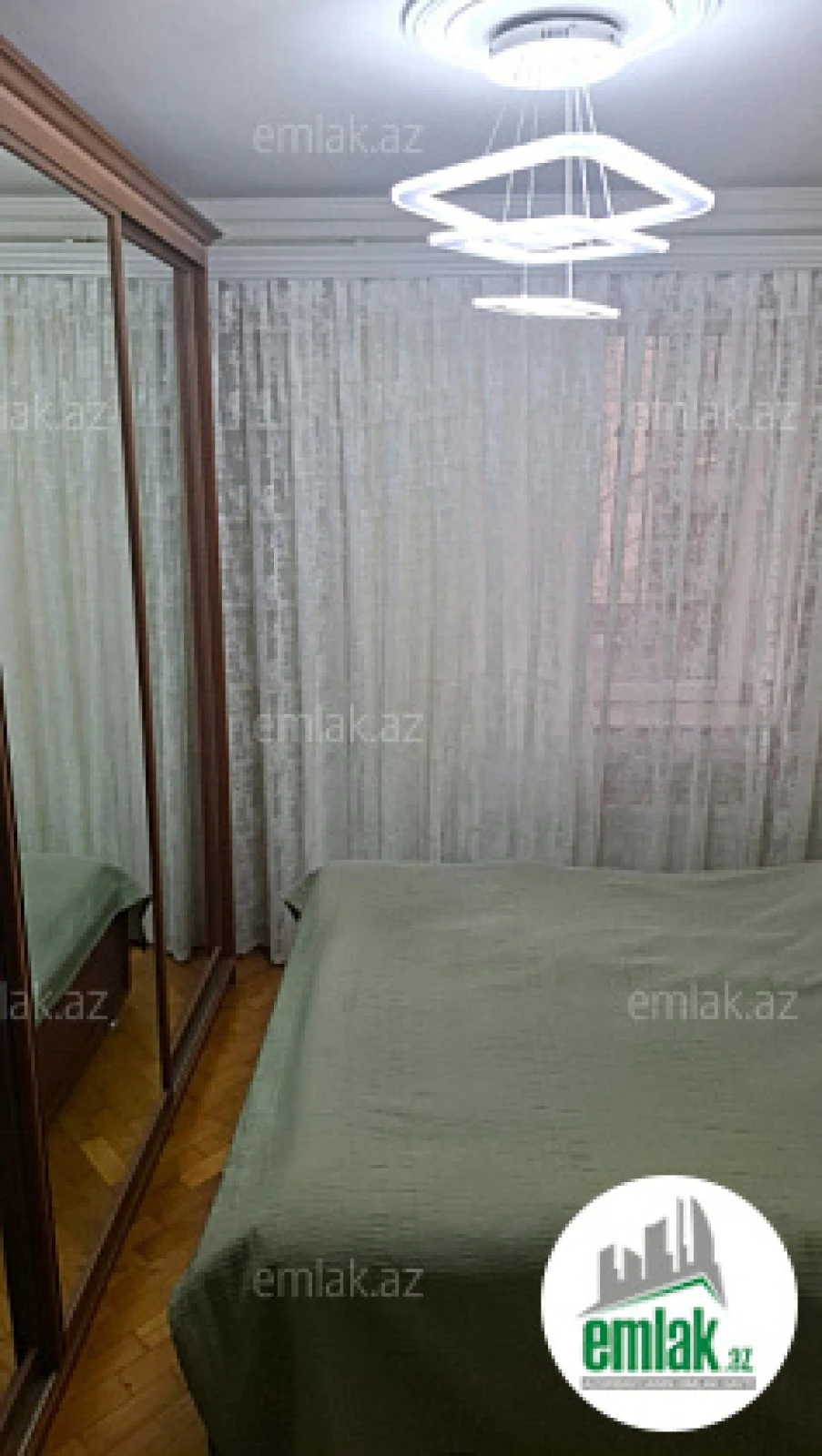 Satılır 3 otaqlı köhnə tikili 70 m²