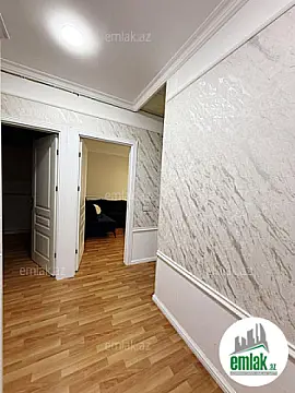 Satılır 3 otaqlı köhnə tikili 80 m²