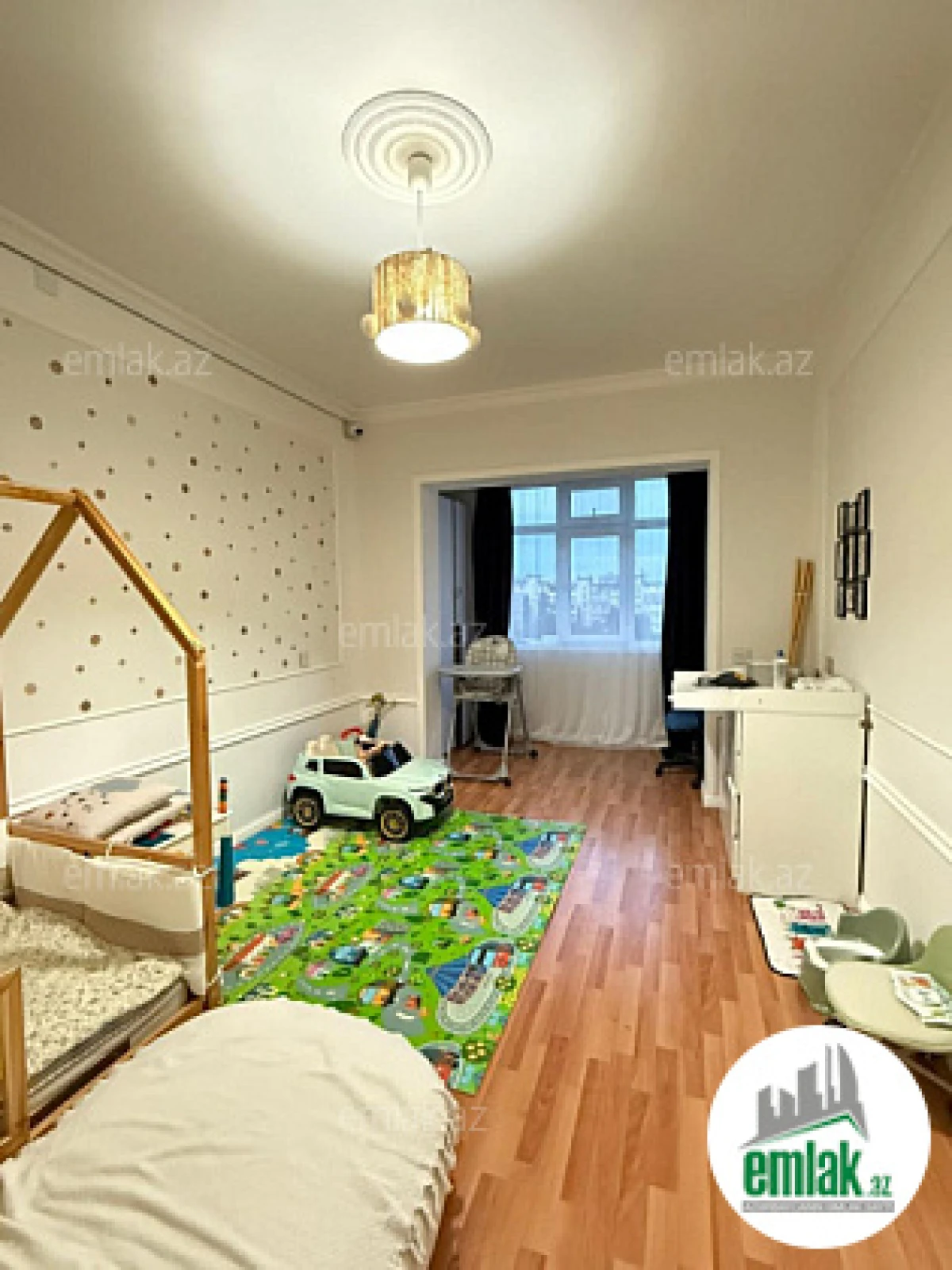 Satılır 3 otaqlı köhnə tikili 80 m²