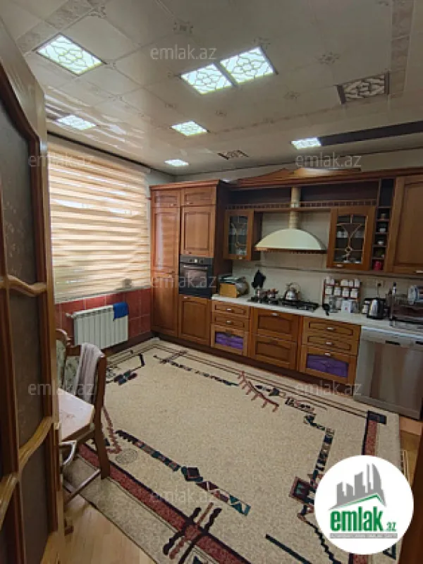 Satılır 4 otaqlı yeni tikili 171 m²