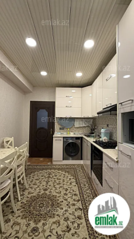 Satılır 2 otaqlı yeni tikili 74 m²