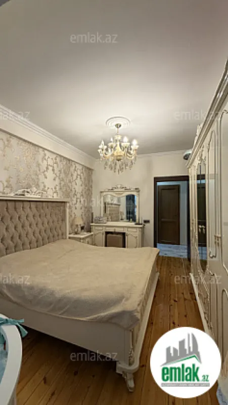 Satılır 2 otaqlı yeni tikili 74 m²