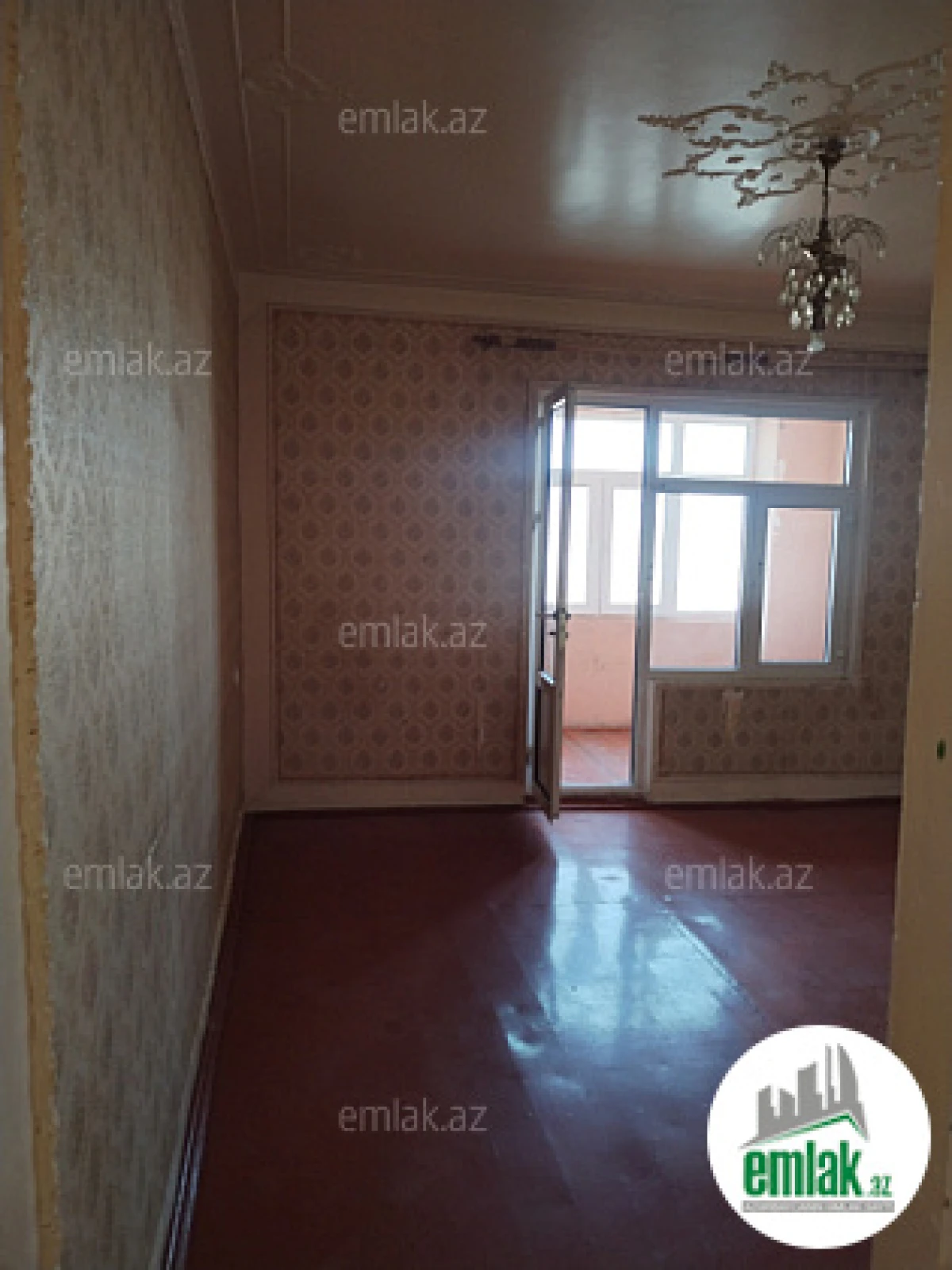 Satılır 2 otaqlı köhnə tikili 53 m²