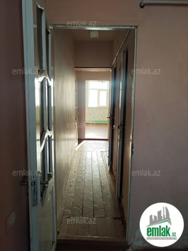 Satılır 2 otaqlı köhnə tikili 53 m²