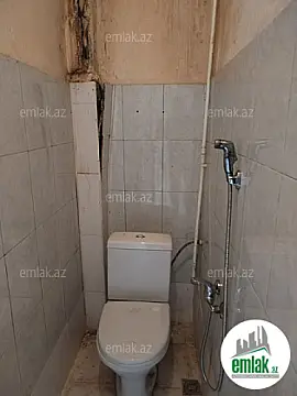 Satılır 2 otaqlı köhnə tikili 53 m²