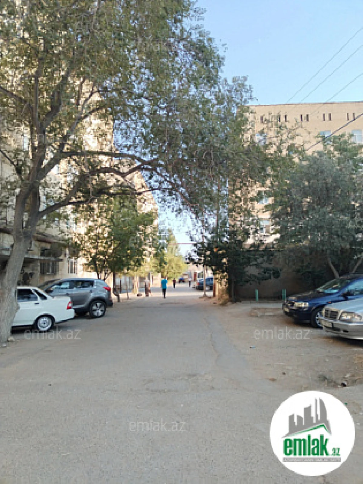 Satılır 2 otaqlı köhnə tikili 53 m²