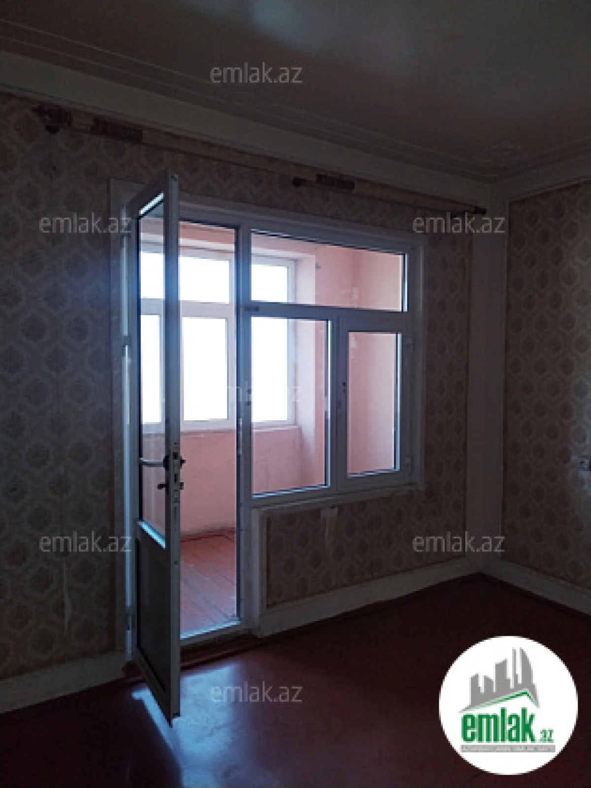 Satılır 2 otaqlı köhnə tikili 53 m²