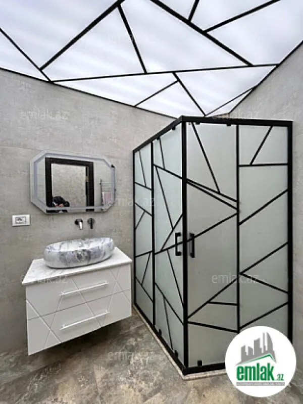 Satılır 4 otaqlı yeni tikili 130 m²