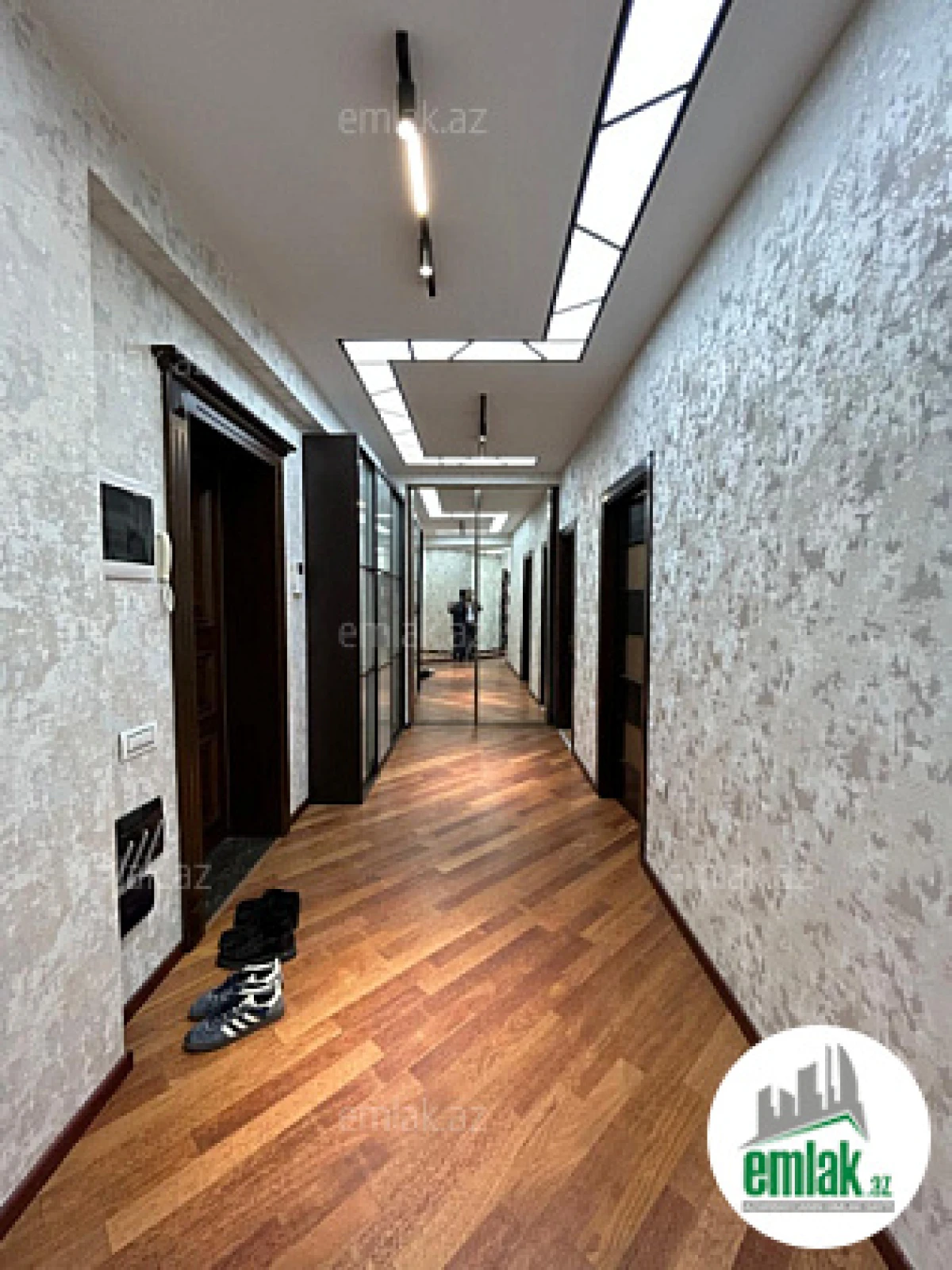 Satılır 4 otaqlı yeni tikili 130 m²