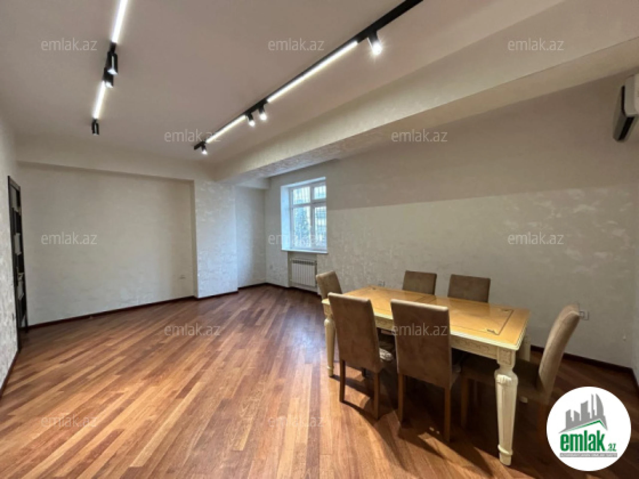 Satılır 4 otaqlı yeni tikili 130 m²