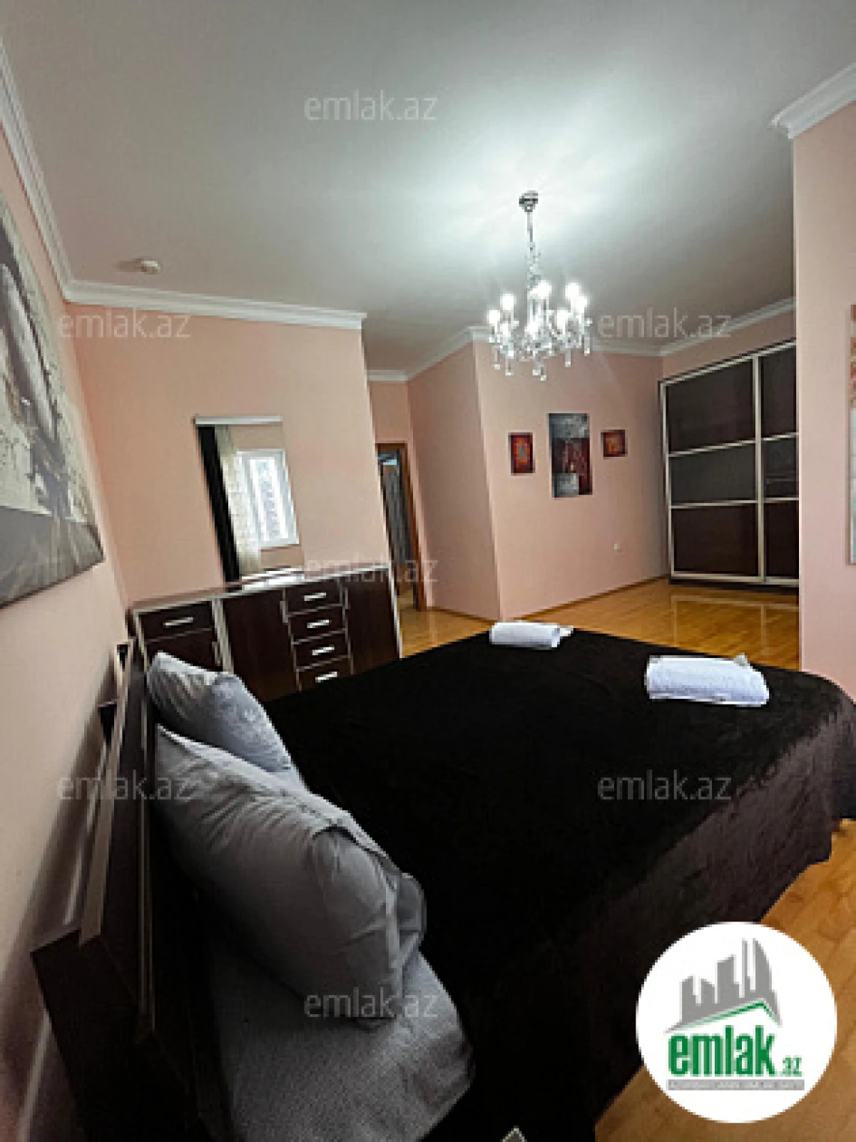 Satılır 4 otaqlı yeni tikili 170 m²