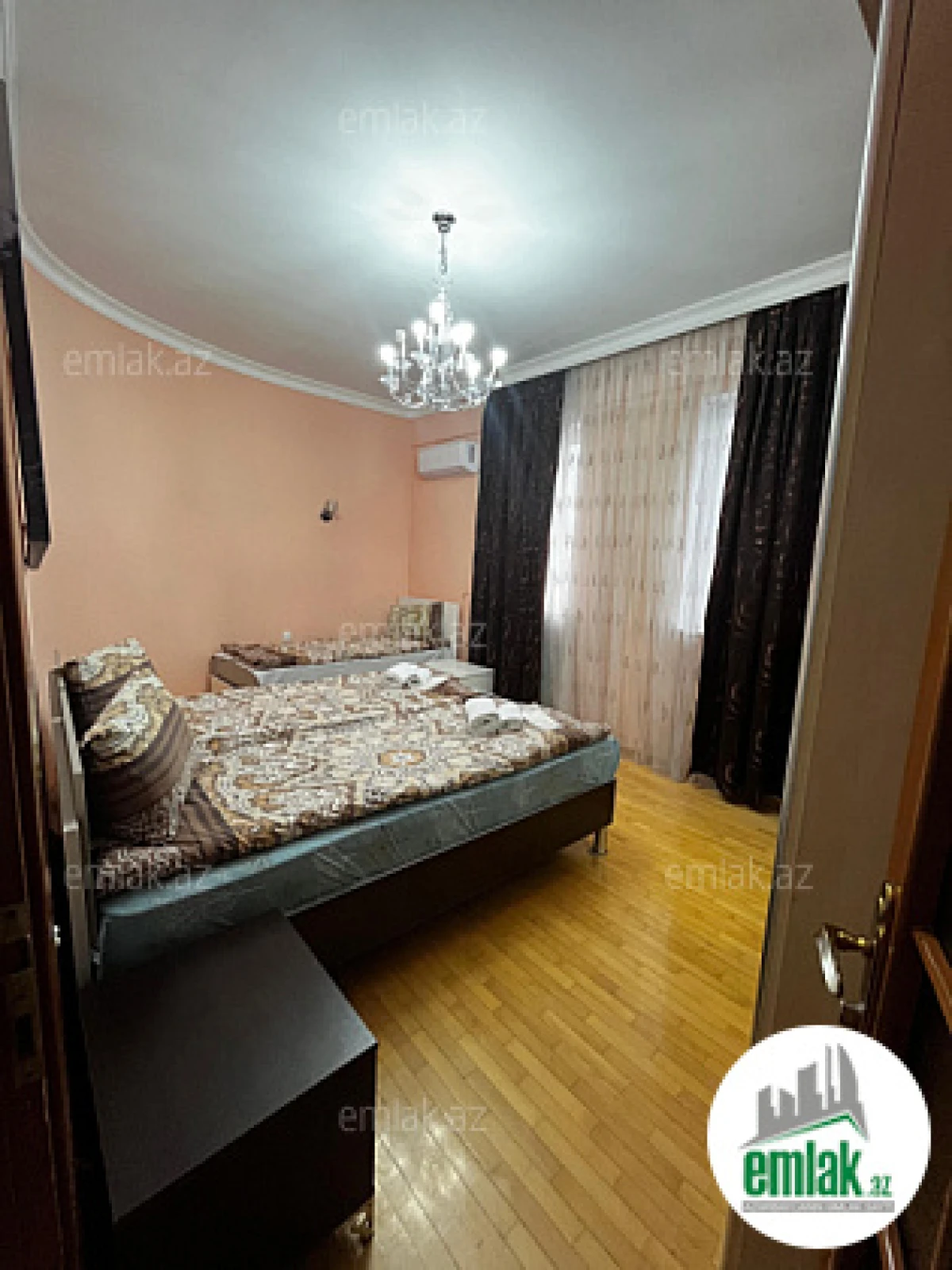 Satılır 4 otaqlı yeni tikili 170 m²