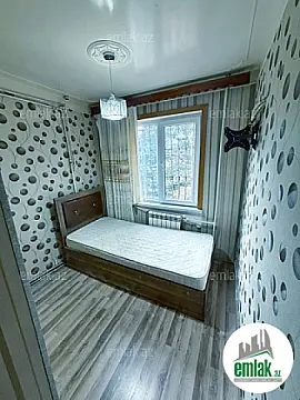 Satılır 2 otaqlı köhnə tikili 40 m²