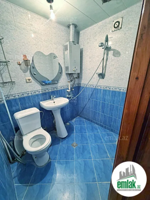 Satılır 2 otaqlı köhnə tikili 40 m²