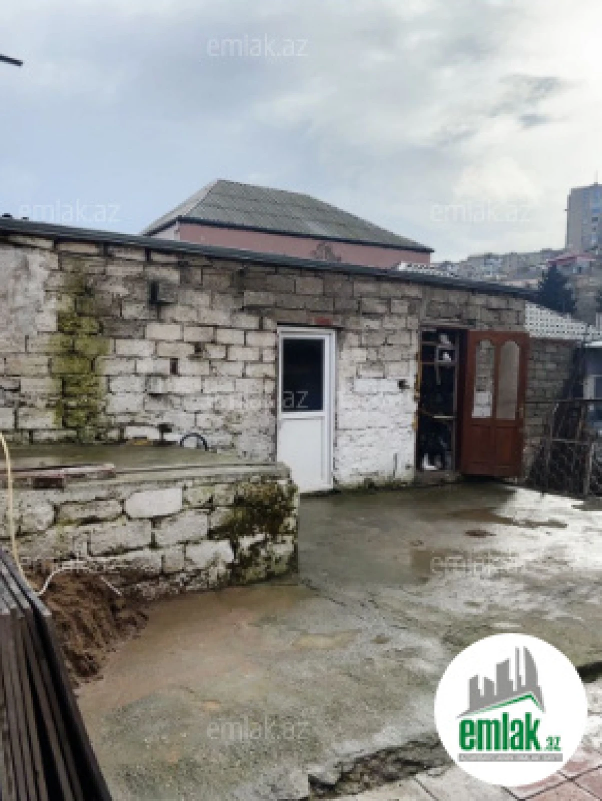 Satılır 3 otaqlı həyət evi 2 m²