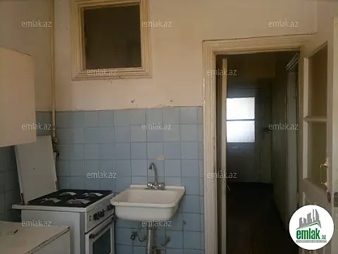 Satılır 3 otaqlı köhnə tikili 65 m²