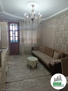 Satılır 3 otaqlı köhnə tikili 83 m²