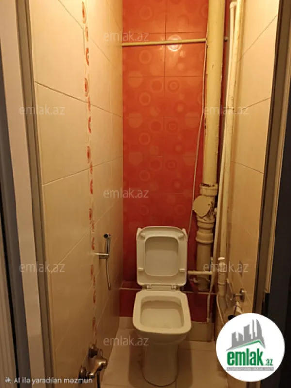 Satılır 3 otaqlı köhnə tikili 83 m²