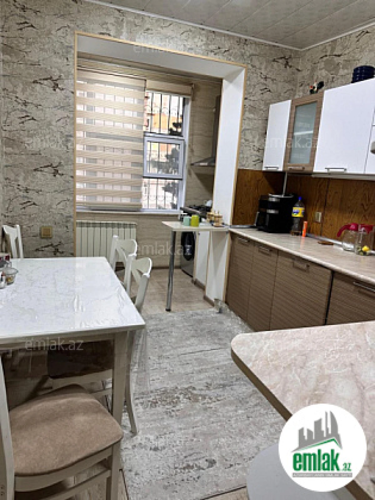 Satılır 4 otaqlı köhnə tikili 116 m²