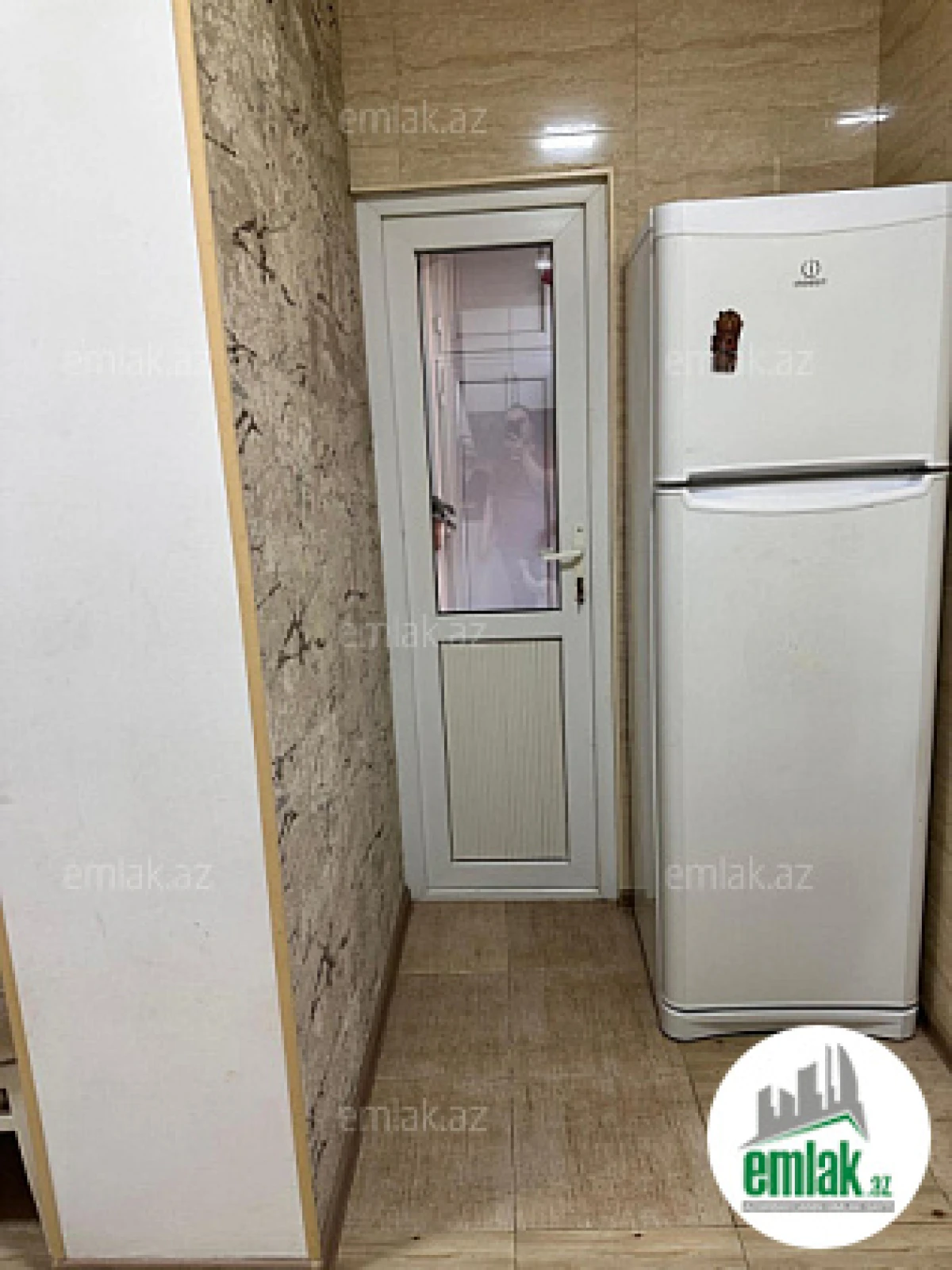 Satılır 4 otaqlı köhnə tikili 116 m²
