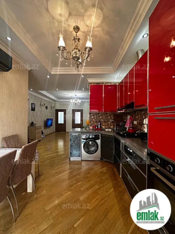 Satılır 4 otaqlı yeni tikili 90 m²