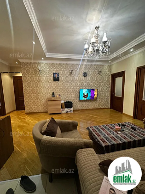 Satılır 4 otaqlı yeni tikili 90 m²