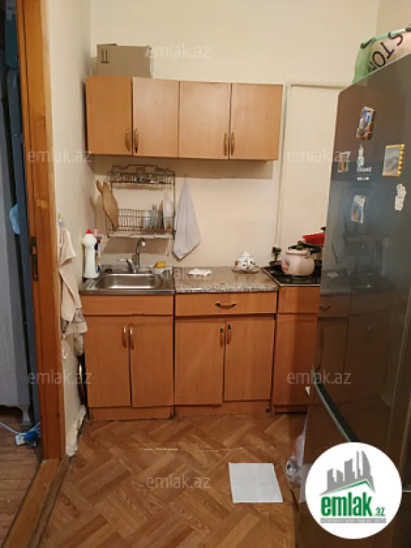 Satılır 2 otaqlı köhnə tikili 36 m²