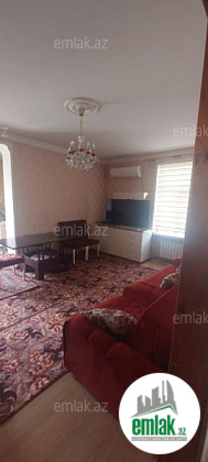 Satılır 1 otaqlı köhnə tikili 40 m²