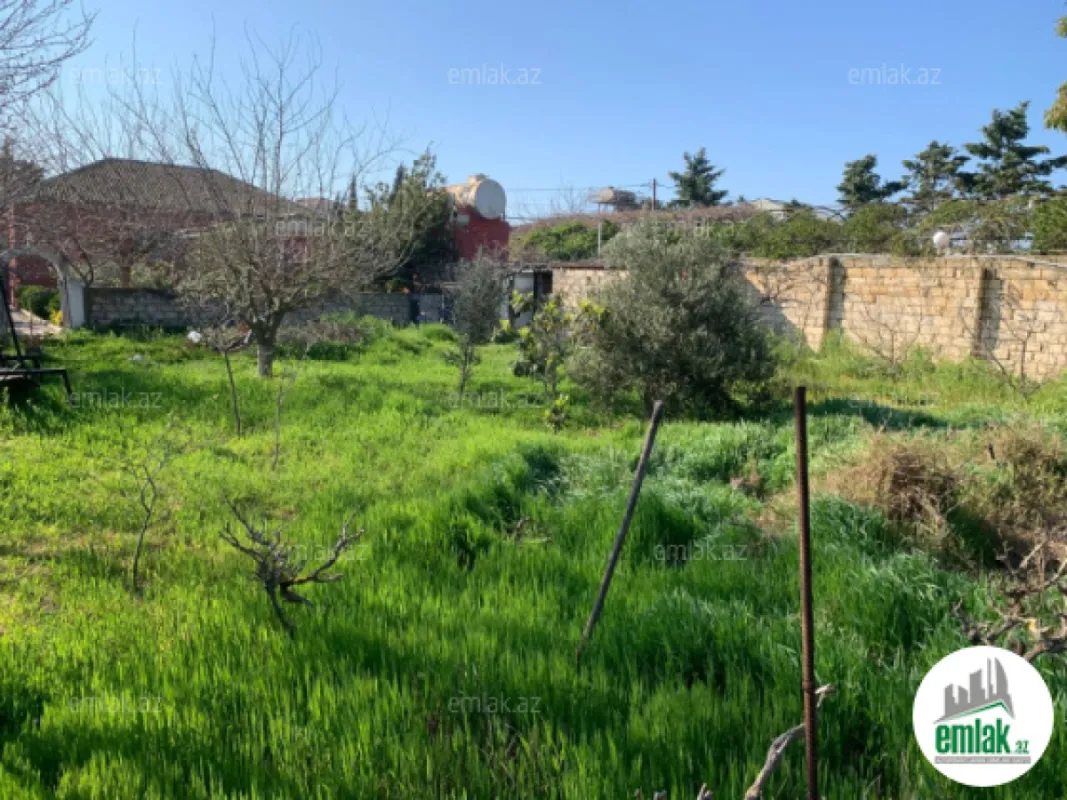 Satılır 7 otaqlı mənzil 250 m²