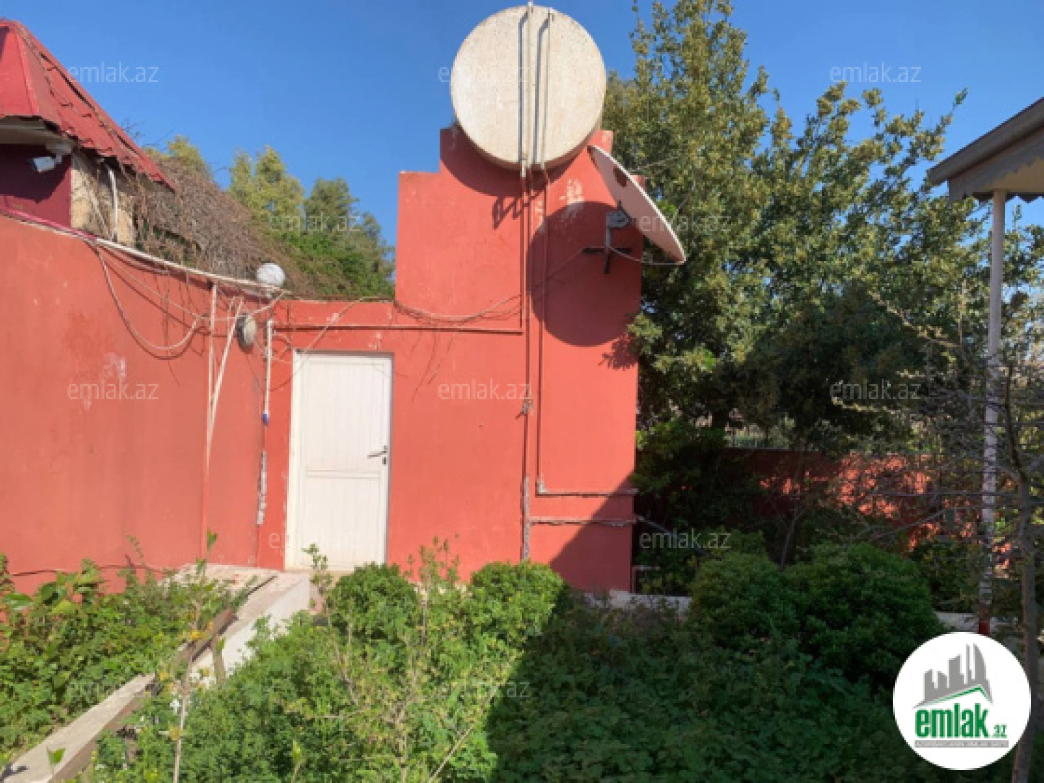 Satılır 7 otaqlı mənzil 250 m²