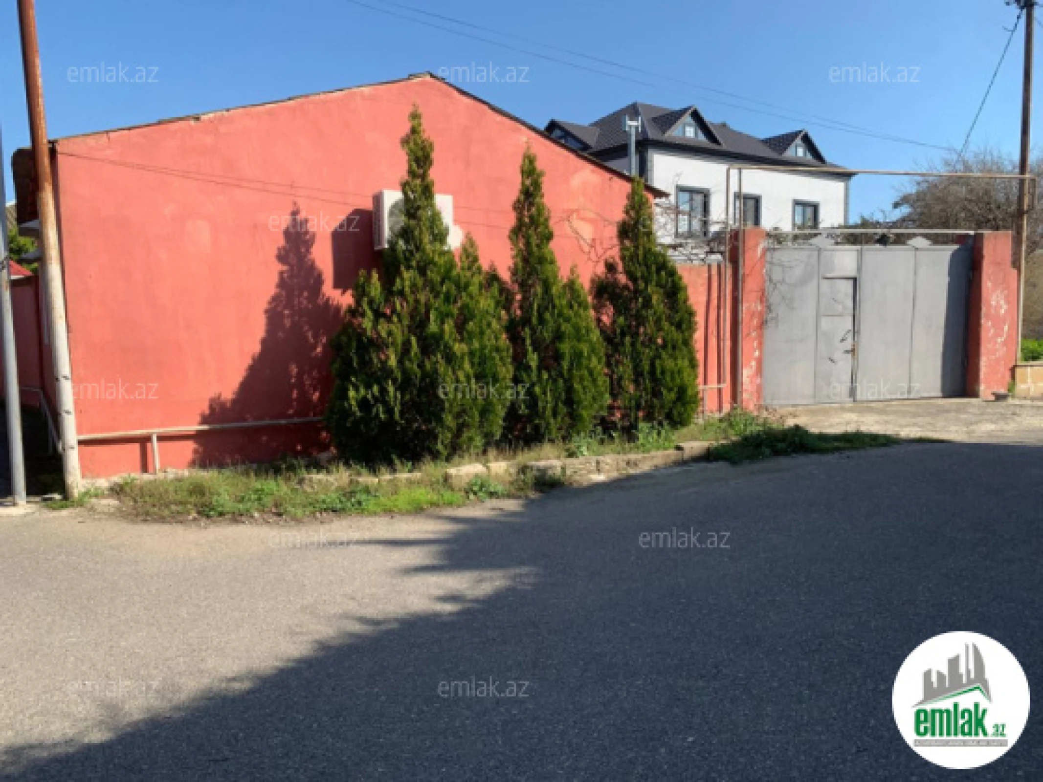 Satılır 7 otaqlı mənzil 250 m²