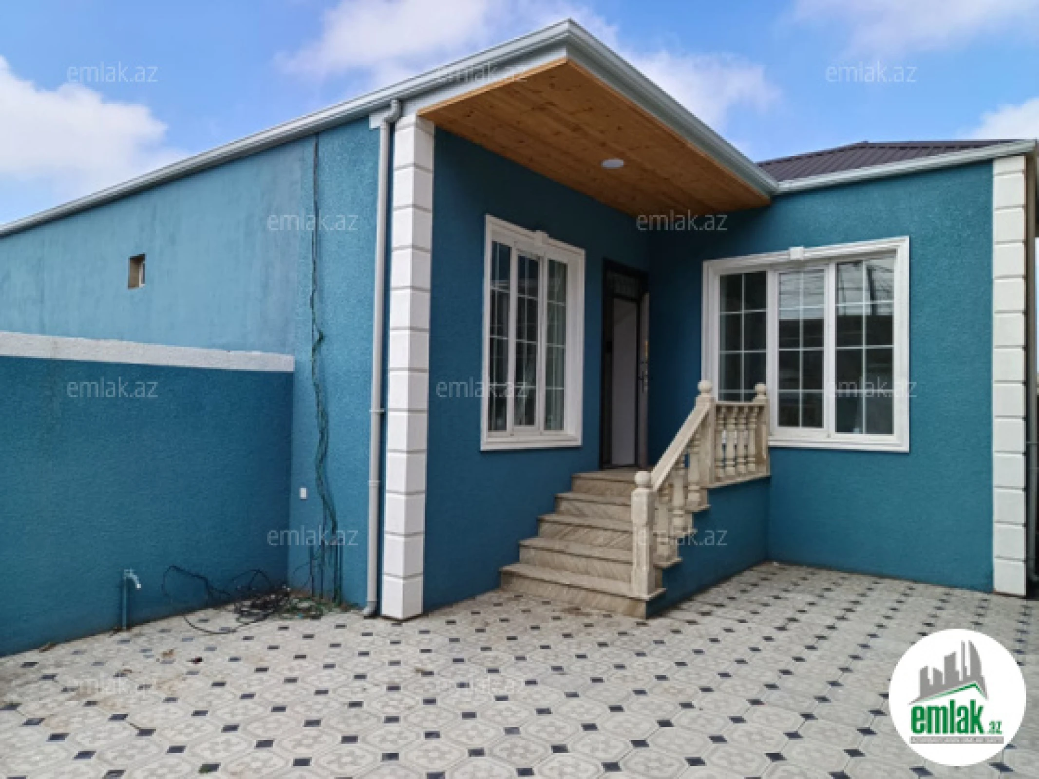 Satılır 4 otaqlı həyət evi 120 m²