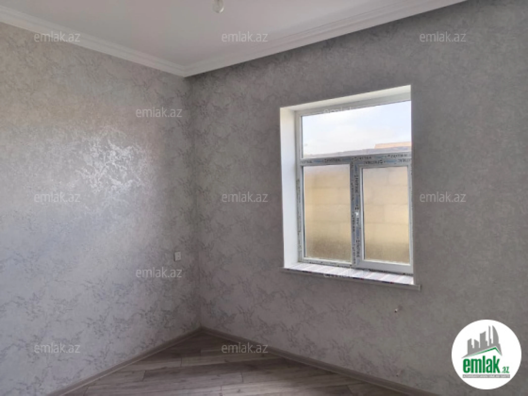 Satılır 4 otaqlı həyət evi 120 m²