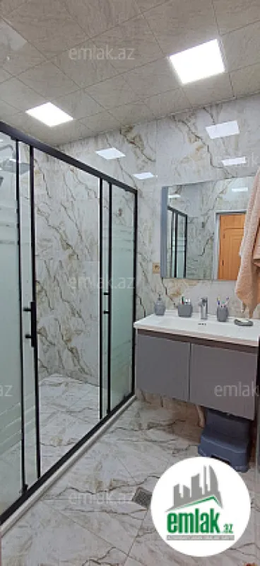 Satılır 2 otaqlı köhnə tikili 57 m²