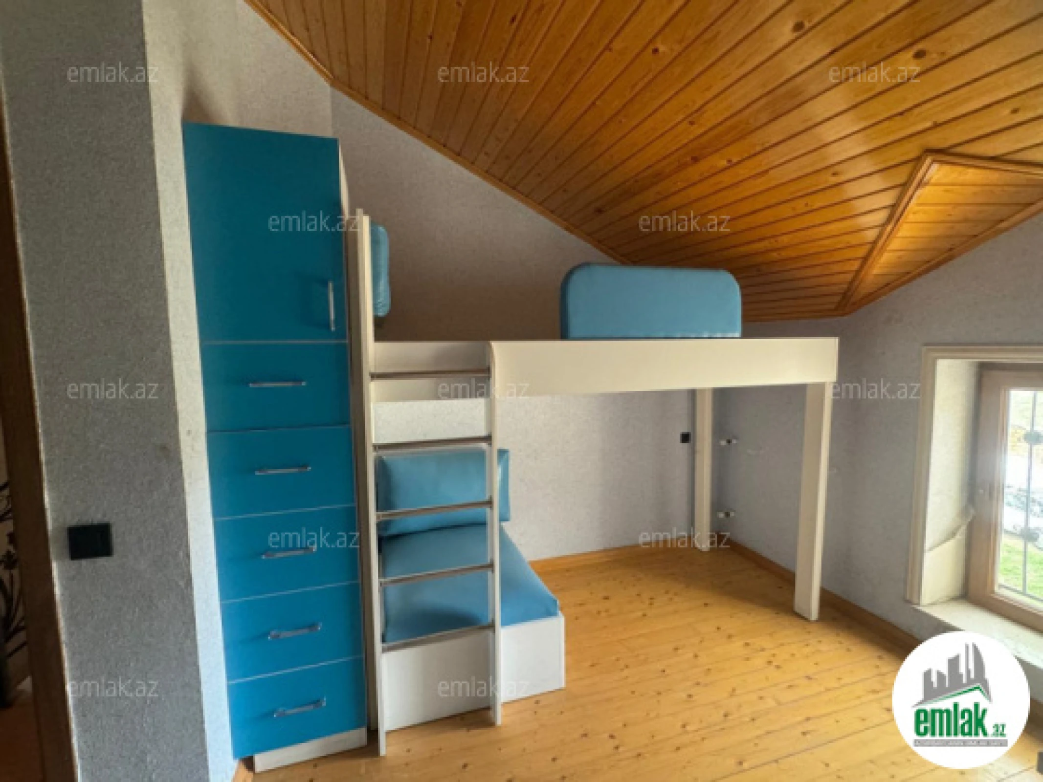 Satılır 5 otaqlı həyət evi 145 m²