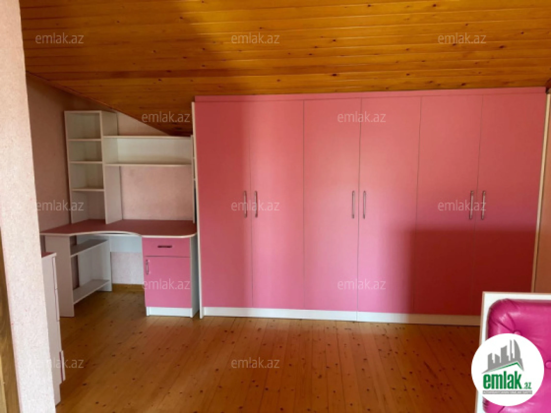 Satılır 5 otaqlı həyət evi 145 m²