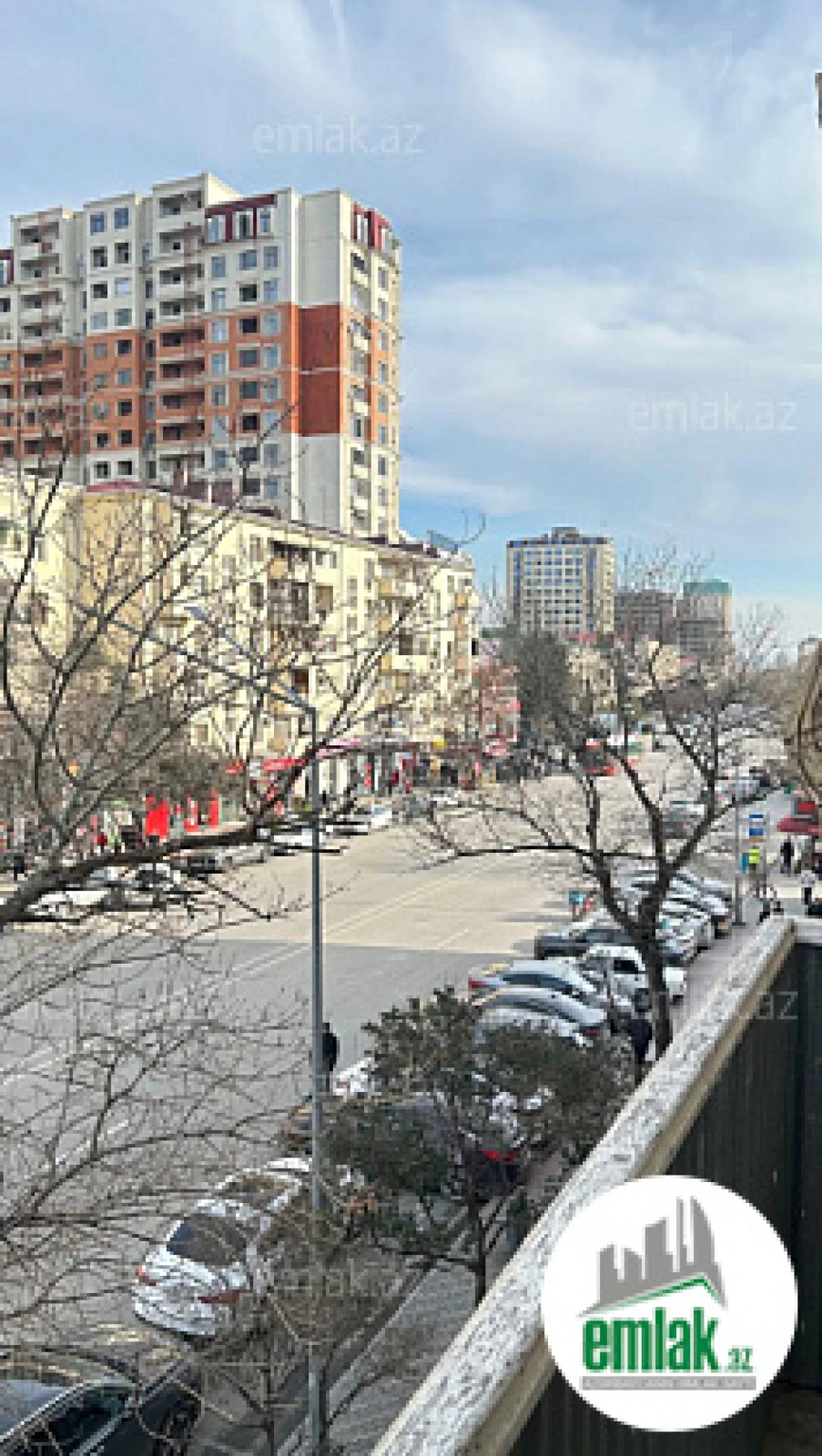 Satılır 3 otaqlı köhnə tikili 90 m²